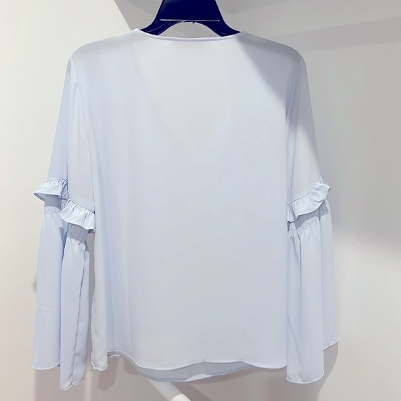 LOFT Small Flare Sleeve Vneck Pale Sky Blue Boho Blouse - Picture 2 of 6